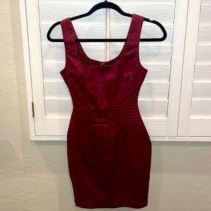 Burgundy form fitting baddie!